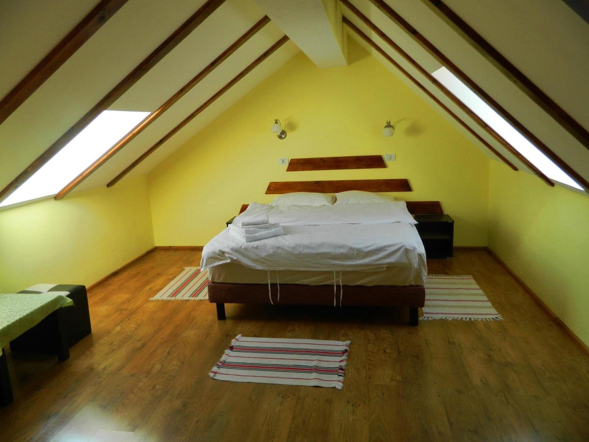 Hanul Cu Noroc Moieciu de Jos Habitación foto