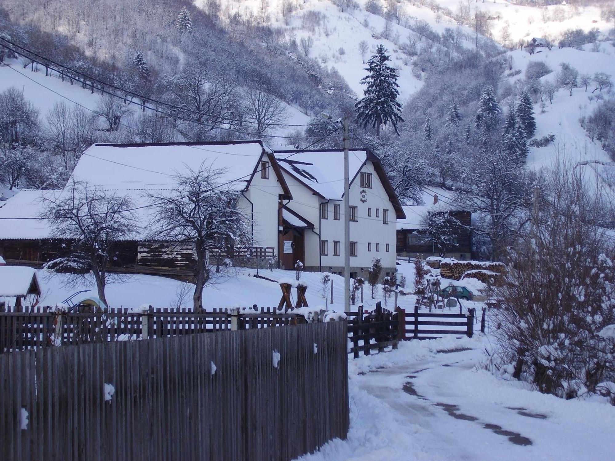 Hanul Cu Noroc Moieciu de Jos Exterior foto